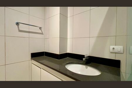 Apartamento à venda com 111m², 2 quartos e 1 vagaBanheiro