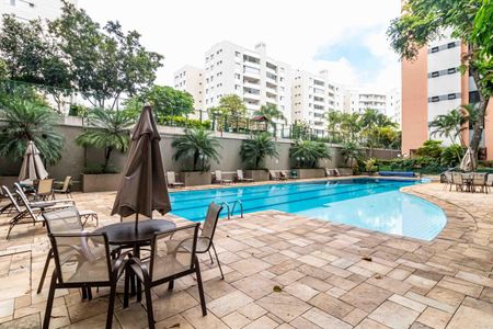 Apartamento à venda com 93m², 3 quartos e 2 vagasÁrea comum - Piscina