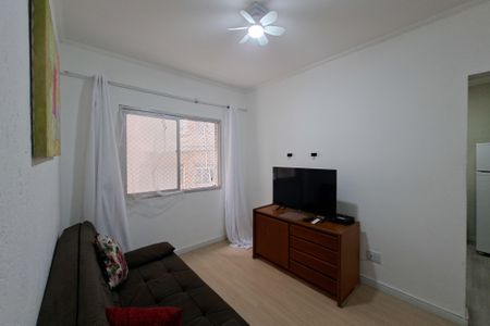 Sala de apartamento para alugar com 2 quartos, 83m² em Guilhermina, Praia Grande