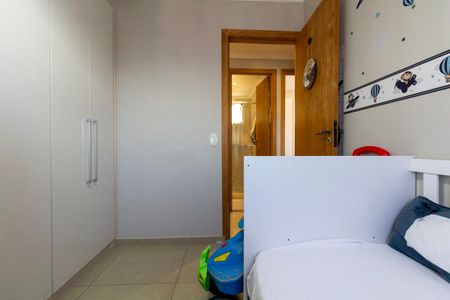 Apartamento à venda com 77m², 3 quartos e 2 vagasQuarto 3