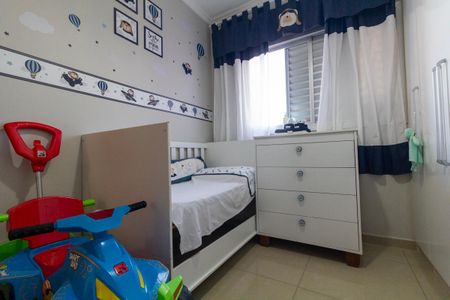 Apartamento à venda com 77m², 3 quartos e 2 vagasQuarto 3