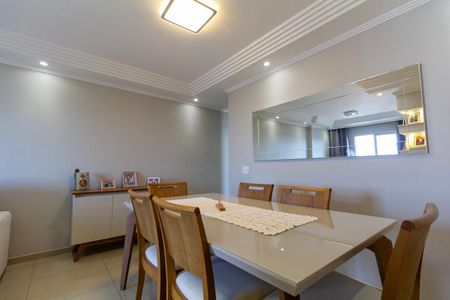 Apartamento à venda com 77m², 3 quartos e 2 vagasSala