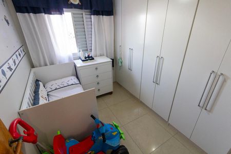 Apartamento à venda com 77m², 3 quartos e 2 vagasQuarto 3