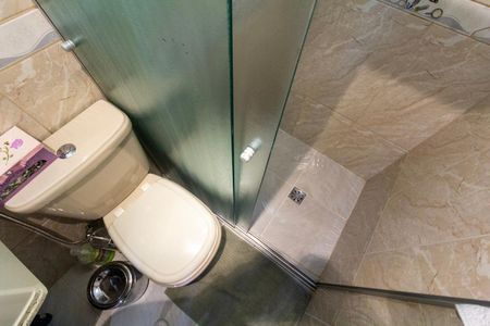 Apartamento à venda com 77m², 3 quartos e 2 vagasBanheiro 2