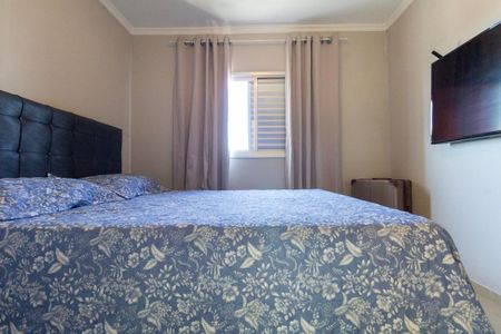 Apartamento à venda com 77m², 3 quartos e 2 vagasQuarto 2