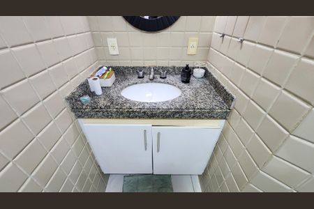 Banheiro de apartamento para alugar com 1 quarto, 47m² em Rio Vermelho, Salvador