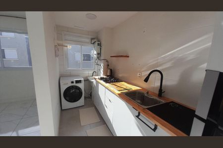 Cozinha de apartamento à venda com 2 quartos, 48m² em Estância Velha, Canoas