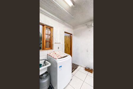 Casa à venda com 135m², 3 quartos e 3 vagasÁrea de Serviço