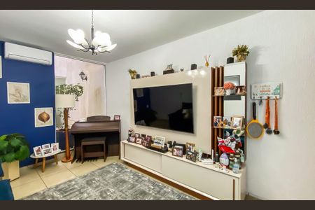 Sala de casa para alugar com 3 quartos, 135m² em Vila Frugoli, São Paulo