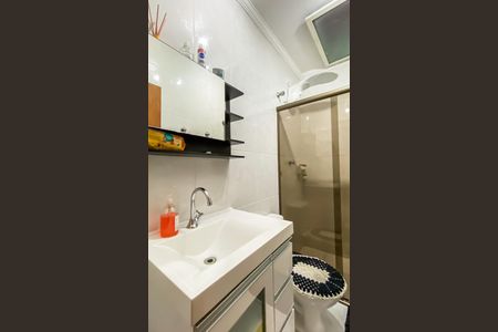 Casa à venda com 135m², 3 quartos e 3 vagasBanheiro 2