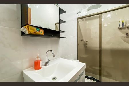 Casa à venda com 135m², 3 quartos e 3 vagasBanheiro 2