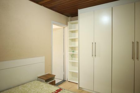 Casa para alugar com 34m², 1 quarto e sem vagaQuarto
