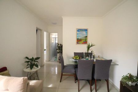 Sala de apartamento para alugar com 2 quartos, 51m² em Campanário, Diadema