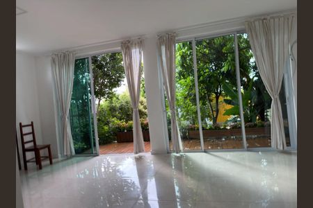 Foto 22 de casa à venda com 7 quartos, 340m² em Vila das Belezas, São Paulo