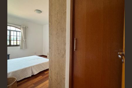 Foto 12 de casa à venda com 7 quartos, 340m² em Vila das Belezas, São Paulo