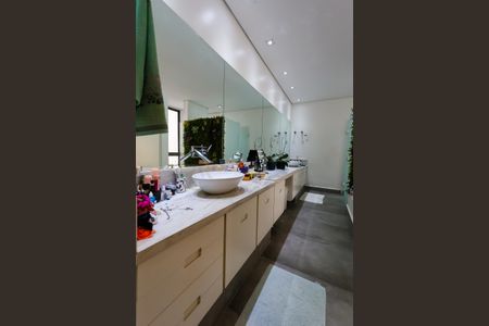 Apartamento à venda com 920m², 6 quartos e 4 vagasBanheiro da master 3