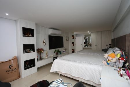 Apartamento à venda com 920m², 6 quartos e 4 vagasSuíte master