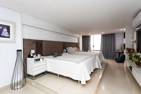 Apartamento à venda com 920m², 6 quartos e 4 vagasSuíte master