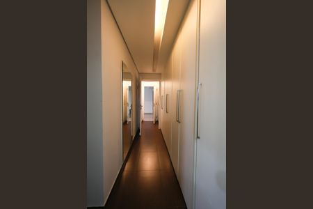 Apartamento à venda com 920m², 6 quartos e 4 vagasBanheiro da Suíte 2