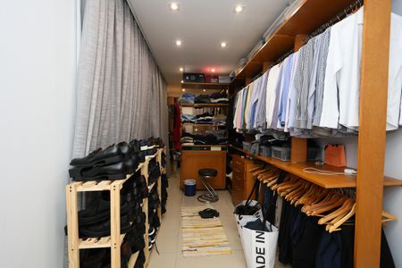 Apartamento à venda com 920m², 6 quartos e 4 vagasSuíte master closet