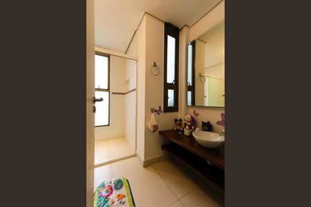 Apartamento à venda com 920m², 6 quartos e 4 vagasBanheiro da Suíte 3