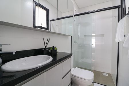 Banheiro de apartamento para alugar com 2 quartos, 92m² em Ingleses do Rio Vermelho, Florianópolis
