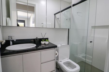 Banheiro de apartamento para alugar com 2 quartos, 92m² em Ingleses do Rio Vermelho, Florianópolis
