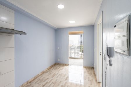 Sala de apartamento para alugar com 1 quarto, 29m² em Parque Industrial Tomas Edson, São Paulo
