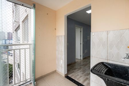 Varanda e Área de Serviço de apartamento para alugar com 1 quarto, 29m² em Parque Industrial Tomas Edson, São Paulo