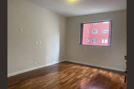 Apartamento para alugar com 238m², 5 quartos e 2 vagas Apartamento para alugar com 238m², 5 quartos e 2 vagasQuarto