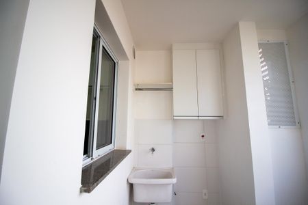Apartamento para alugar com 57m², 2 quartos e 1 vagaÁrea de Serviço
