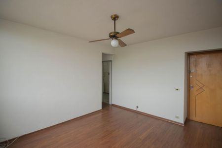 Sala de apartamento para alugar com 2 quartos, 51m² em Santa Catarina, São Gonçalo