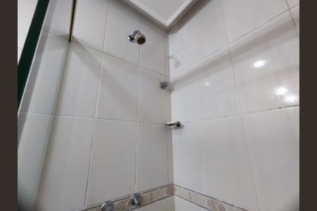 Apartamento para alugar com 117m², 3 quartos e 2 vagas Apartamento para alugar com 117m², 3 quartos e 2 vagasBanheiro da Suíte 1