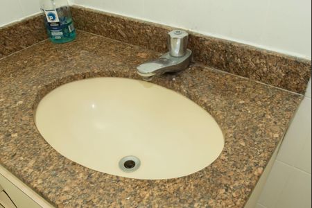 Apartamento à venda com 66m², 2 quartos e 1 vaga Apartamento à venda com 66m², 2 quartos e 1 vagaBanheiro