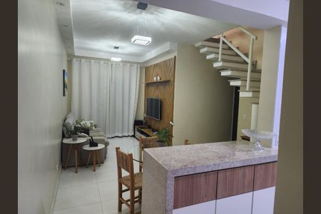 Apartamento à venda com 132m², 4 quartos e 2 vagas Apartamento à venda com 132m², 4 quartos e 2 vagasSala