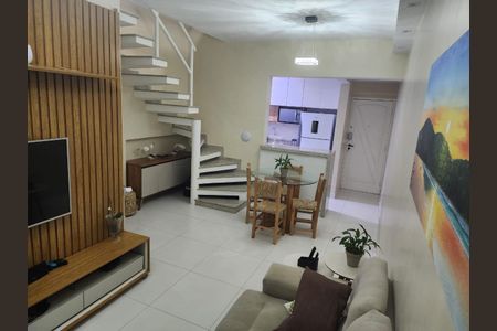 Apartamento à venda com 132m², 4 quartos e 2 vagas Apartamento à venda com 132m², 4 quartos e 2 vagasSala