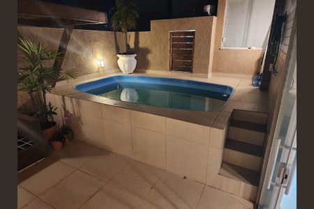 Apartamento à venda com 132m², 4 quartos e 2 vagas Apartamento à venda com 132m², 4 quartos e 2 vagasÁrea externa