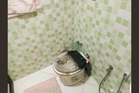 Apartamento para alugar com 64m², 2 quartos e 1 vaga Apartamento para alugar com 64m², 2 quartos e 1 vagaBanheiro