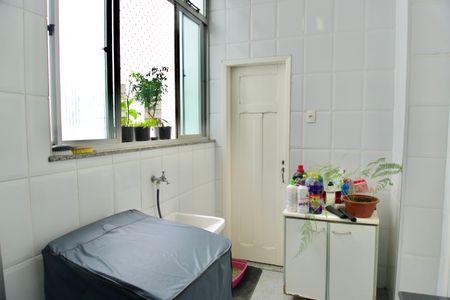 Apartamento à venda com 70m², 2 quartos e sem vaga Apartamento à venda com 70m², 2 quartos e sem vagaÁrea de Serviço