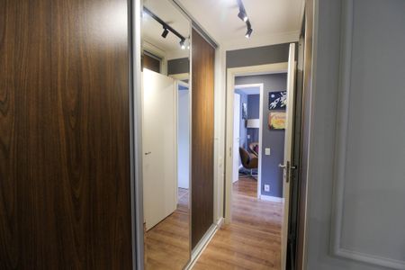 Apartamento à venda com 134m², 4 quartos e 3 vagasQuarto 2