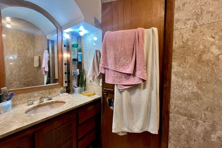 Apartamento à venda com 145m², 3 quartos e 1 vagaBanheiro social 1