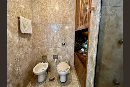 Apartamento à venda com 145m², 3 quartos e 1 vagaBanheiro social 1