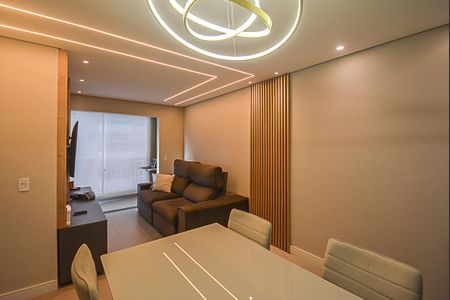 Apartamento à venda com 56m², 2 quartos e 1 vagaSala