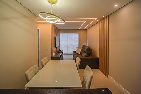 Apartamento à venda com 56m², 2 quartos e 1 vagaSala