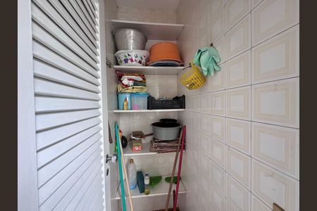 Casa à venda com 4200m², 5 quartos e 5 vagas Casa à venda com 4200m², 5 quartos e 5 vagasÁrea de Serviço