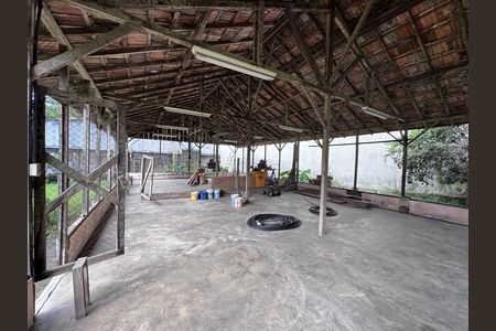 Casa à venda com 4200m², 5 quartos e 5 vagas Casa à venda com 4200m², 5 quartos e 5 vagasÁrea externa