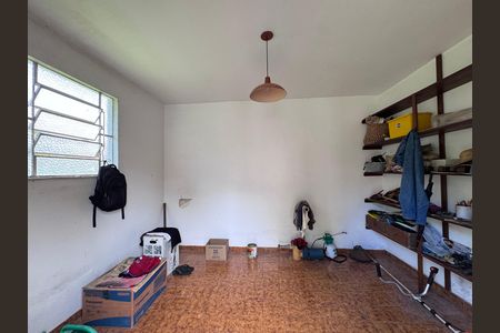 Casa à venda com 4200m², 5 quartos e 5 vagas Casa à venda com 4200m², 5 quartos e 5 vagasCasa de apoio
