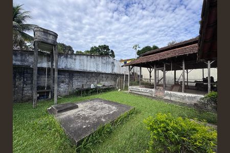 Casa à venda com 4200m², 5 quartos e 5 vagas Casa à venda com 4200m², 5 quartos e 5 vagasÁrea externa