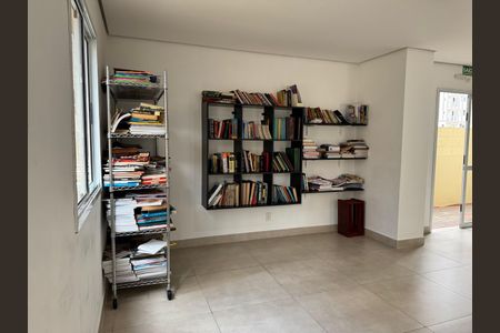 Apartamento à venda com 52m², 2 quartos e 1 vagaSala de leitura 