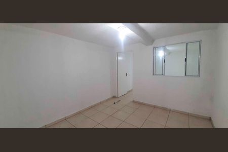 Casa para alugar com 60m², 1 quarto e sem vaga